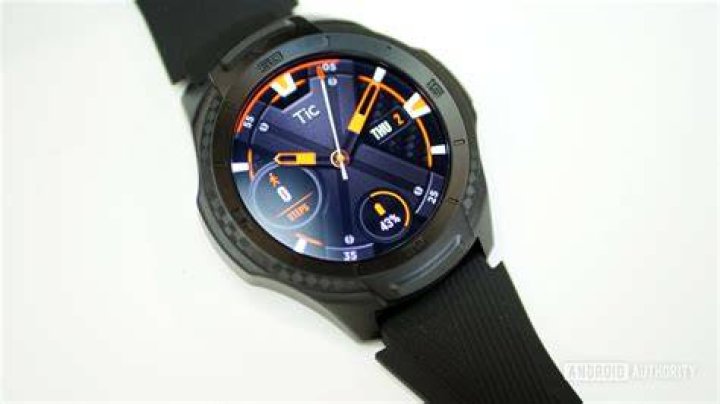 mobvoi ticwatch s2 wear os smartwatch ces 2019 3 TicWatch S2 review watch face