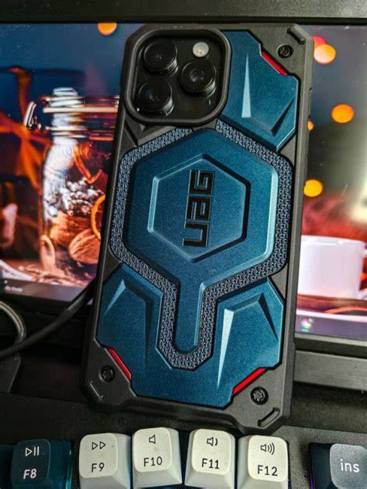 best galaxy s20 ultra rugged cases uag uag monarch