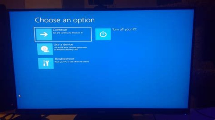 Upgrade Windows 10 reboot loop