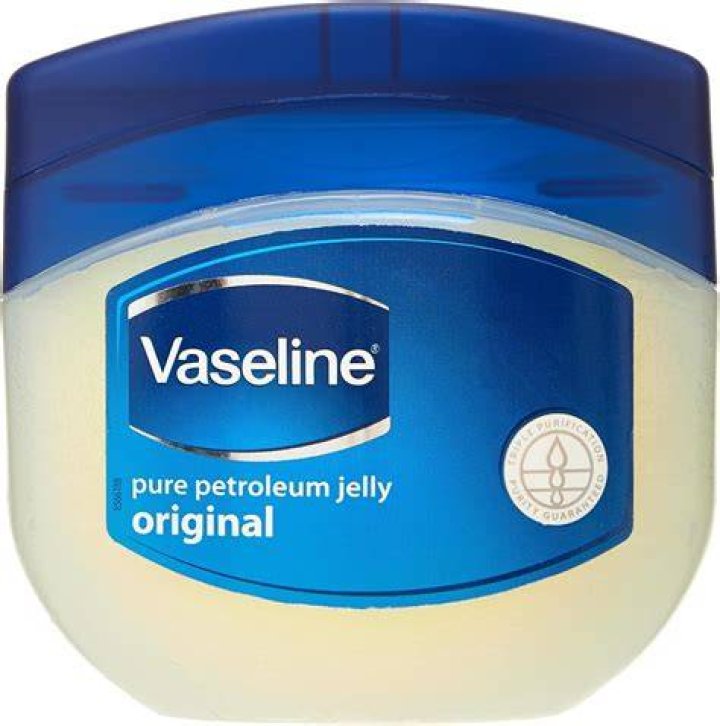 vaseline petroleum jelly