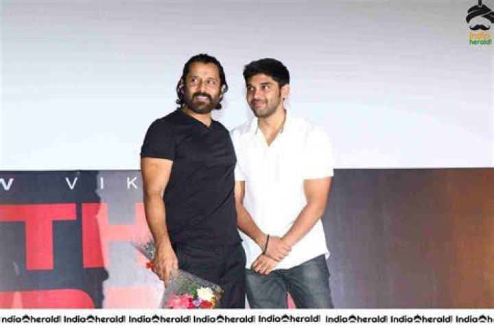 Vikram and his son Dhruv Vikram Actor Picture, Actor Photo, Galaxy