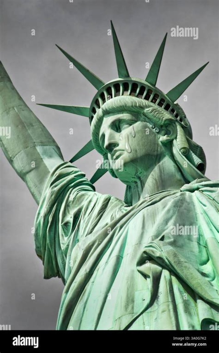 Watch Her Transform Into Lady Liberty