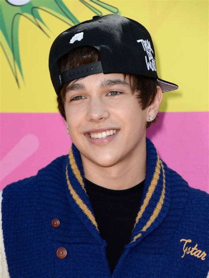 Who Is Austin Mahone
