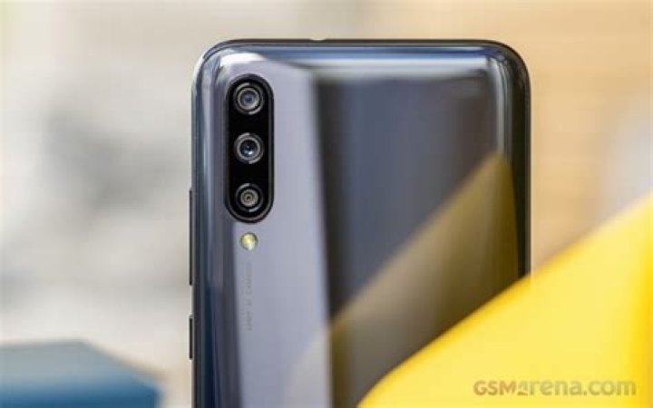 Xiaomi Mi A3 Camera Sample Pond sunset Xiaomi Mi A3 Camera Sample Pond sunset