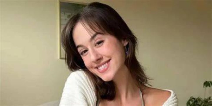 Ximena Saenz: A Dive Into Her OnlyFans Journey